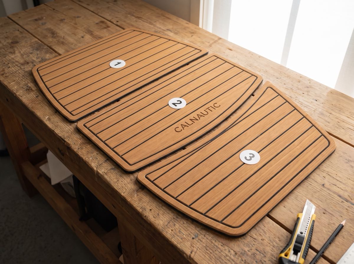 Teca Oscura — plataforma para moto de agua, 3 piezas